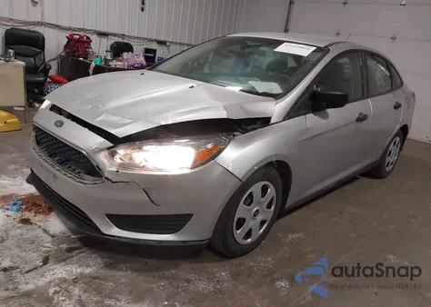2017 Ford Focus S z USA, uszkodzony, nr VIN 1FADP3E29HL258106